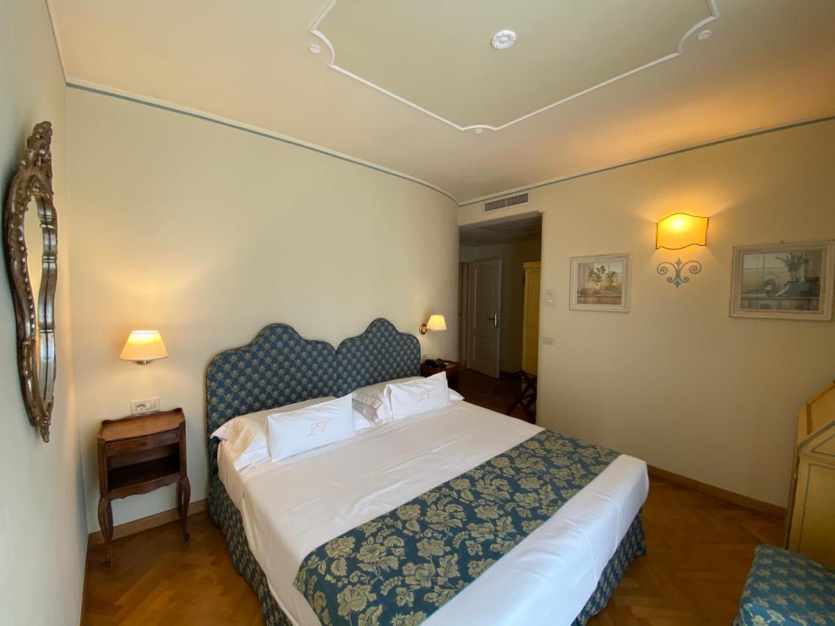 La Vittoria Boutique Hotel Гарда Екстериор снимка
